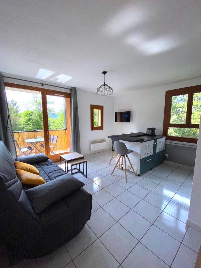 Appartement Situe A Cote Du Lac De Serre Poncon Saint-Sauveur  Εξωτερικό φωτογραφία